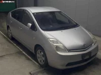 Цена авто Toyota Prius с аукционов Японии, номер кузова NHW20, пробег 136 000, оценка 2