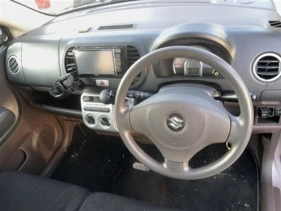 SUZUKI MRWAGON