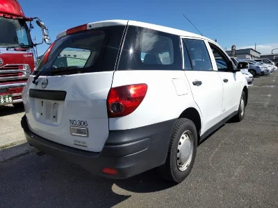 NISSAN AD