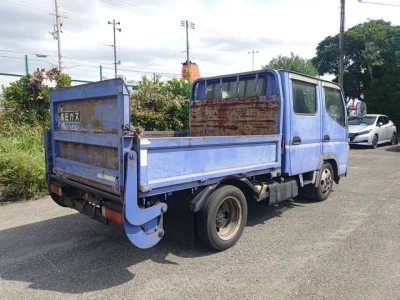 MITSUBISHI CANTER