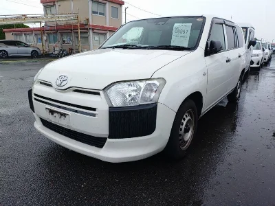 TOYOTA SUCCEED