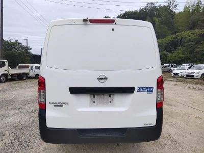 NISSAN NV350 CARAVAN