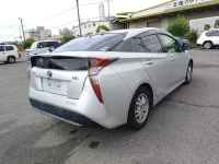 Цена авто Toyota Prius с аукционов Японии, номер кузова ZVW50, пробег 173 000, оценка 9