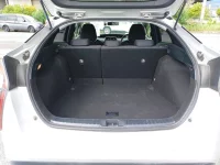 Цена авто Toyota Prius с аукционов Японии, номер кузова ZVW50, пробег 173 000, оценка 9
