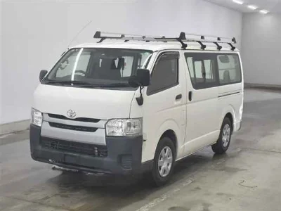 TOYOTA REGIUS VAN