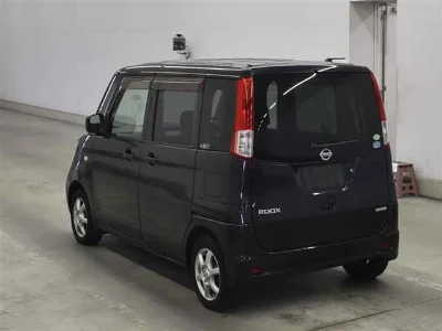 NISSAN ROOX