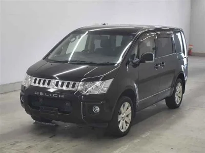 MITSUBISHI DELICA D5