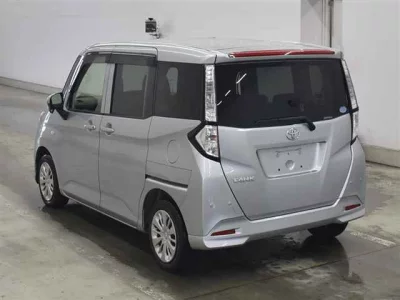TOYOTA TANK