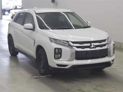 MITSUBISHI RVR