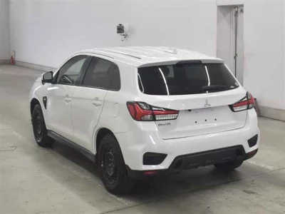 MITSUBISHI RVR