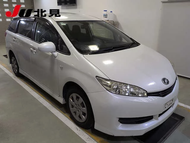 Toyota Wish  с аукциона в Японии