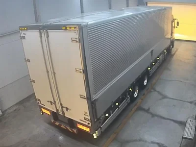MITSUBISHI FUSO