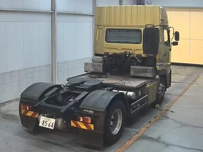 NISSAN UD