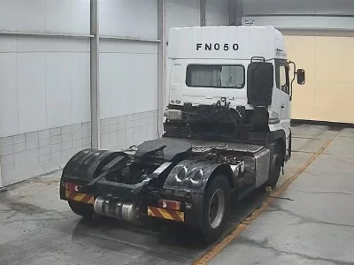 NISSAN UD