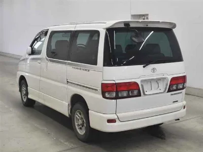 TOYOTA HIACE REGIUS