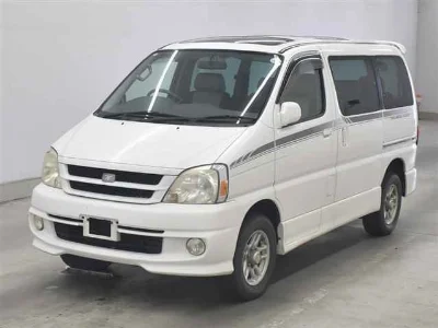 TOYOTA HIACE REGIUS