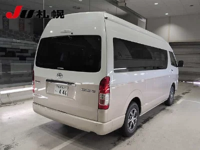 TOYOTA HIACE WAGON