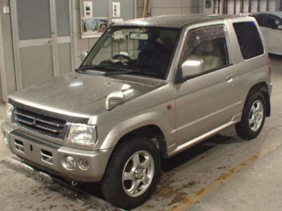 MITSUBISHI PAJERO MINI