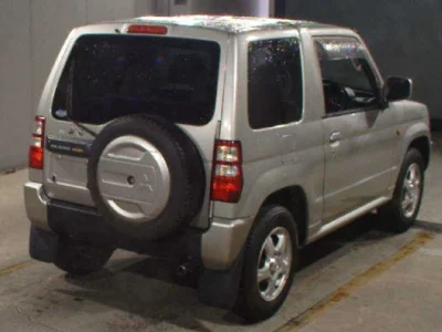 MITSUBISHI PAJERO MINI