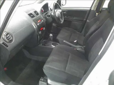 SUZUKI SX-4