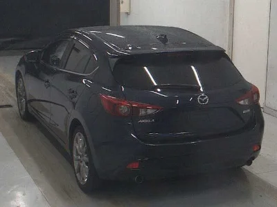 MAZDA AXELA