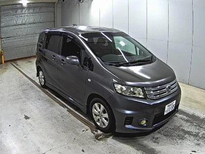 HONDA FREED SPIKE