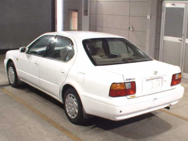 Toyota Camry  с аукциона в Японии