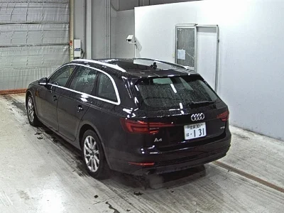 AUDI A4 AVANTE