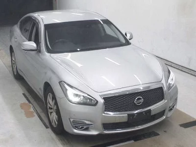 NISSAN FUGA