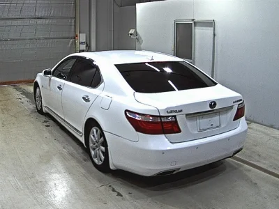 LEXUS LS