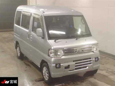 MITSUBISHI MINICAB
