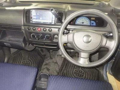 SUZUKI MRWAGON