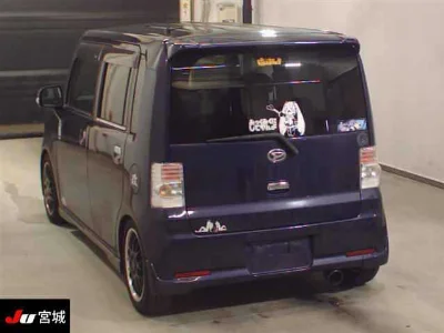 DAIHATSU MOVE CONTE