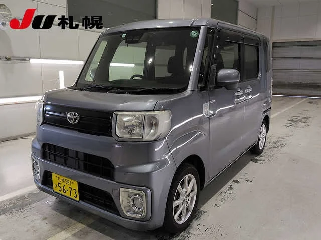 Toyota Pixis Mega 2019