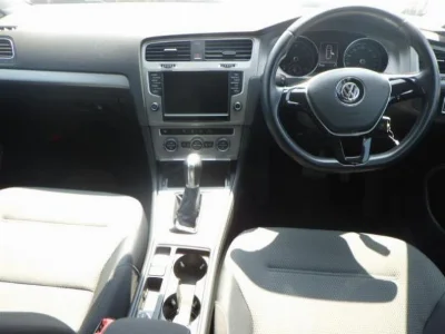 VOLKSWAGEN GOLF VARIANT
