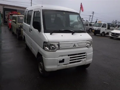 MITSUBISHI MINICAB
