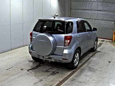 TOYOTA RUSH