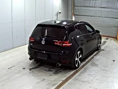 VOLKSWAGEN GOLF  GTI