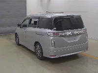 Цена авто Nissan Elgrand с аукционов Японии, номер кузова TE52, пробег 122 000, оценка 6