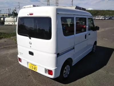 NISSAN CLIPPER VAN