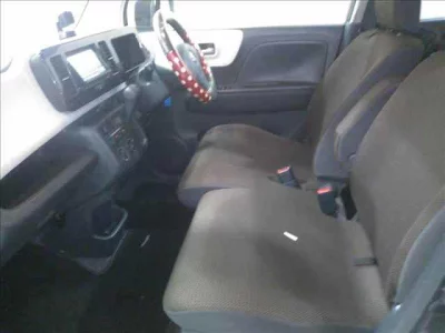 SUZUKI MRWAGON
