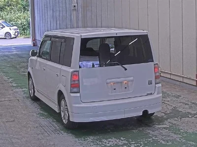 TOYOTA BB