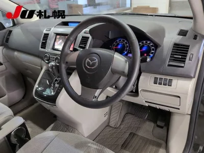 MAZDA MPV