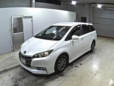 TOYOTA WISH