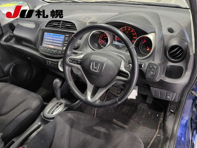 Honda Fit  с аукциона в Японии
