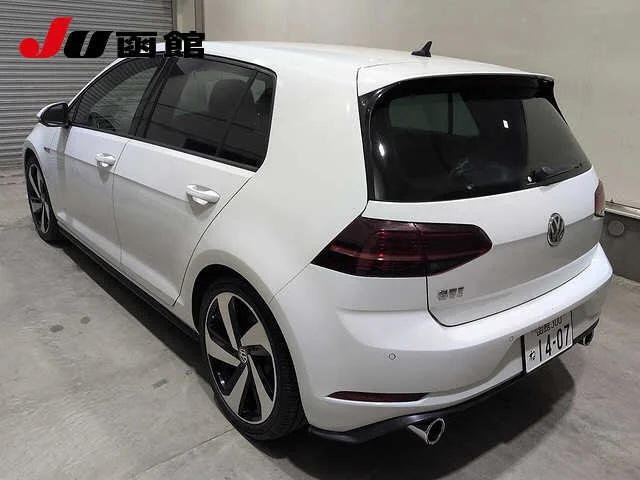Volkswagen Golf  с аукциона в Японии