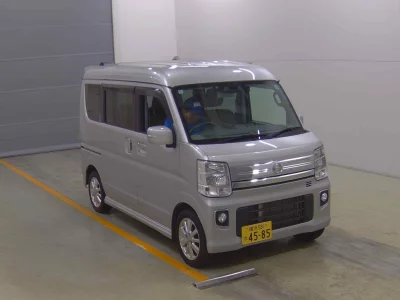 NISSAN CLIPPER RIO