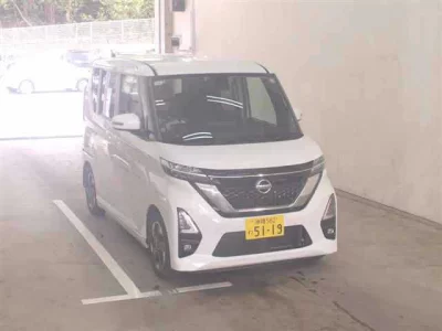 NISSAN ROOX