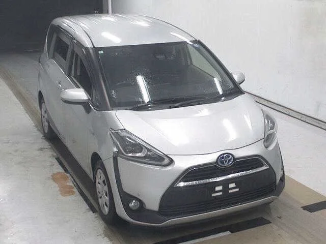 Toyota Sienta 2018