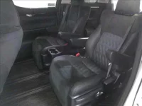 Цена авто Toyota Vellfire с аукционов Японии, номер кузова AYH30W, пробег 192 000, оценка 2